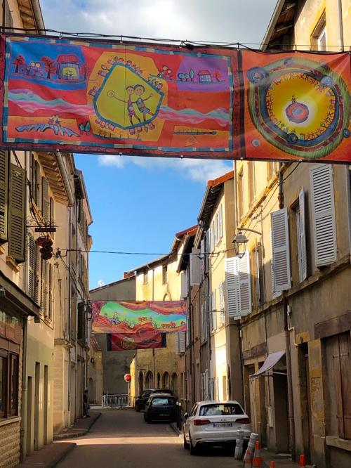 Plein les yeux dans les rues